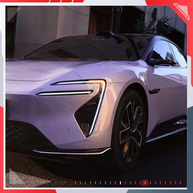 标配双零重力座椅，<em>双叉臂</em>+H臂多连杆，最低不到20万，这车太“6”了！