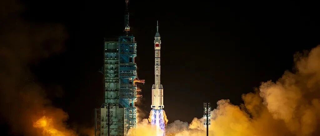 科技爆发，没有什么突然“开挂”