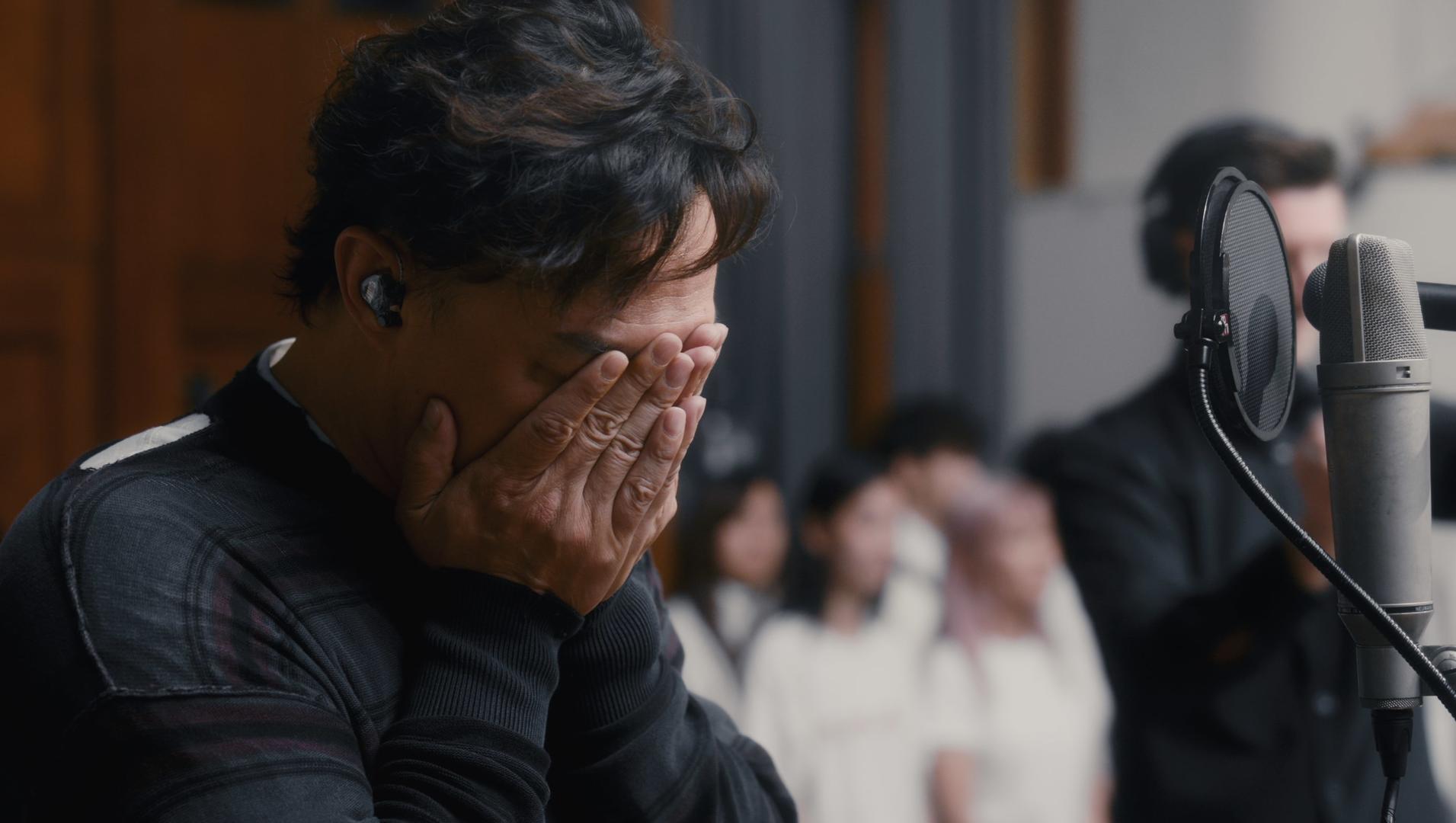 陈奕迅重录《K歌之王》，在录音室落泪|K歌之王|陈奕迅|录音室