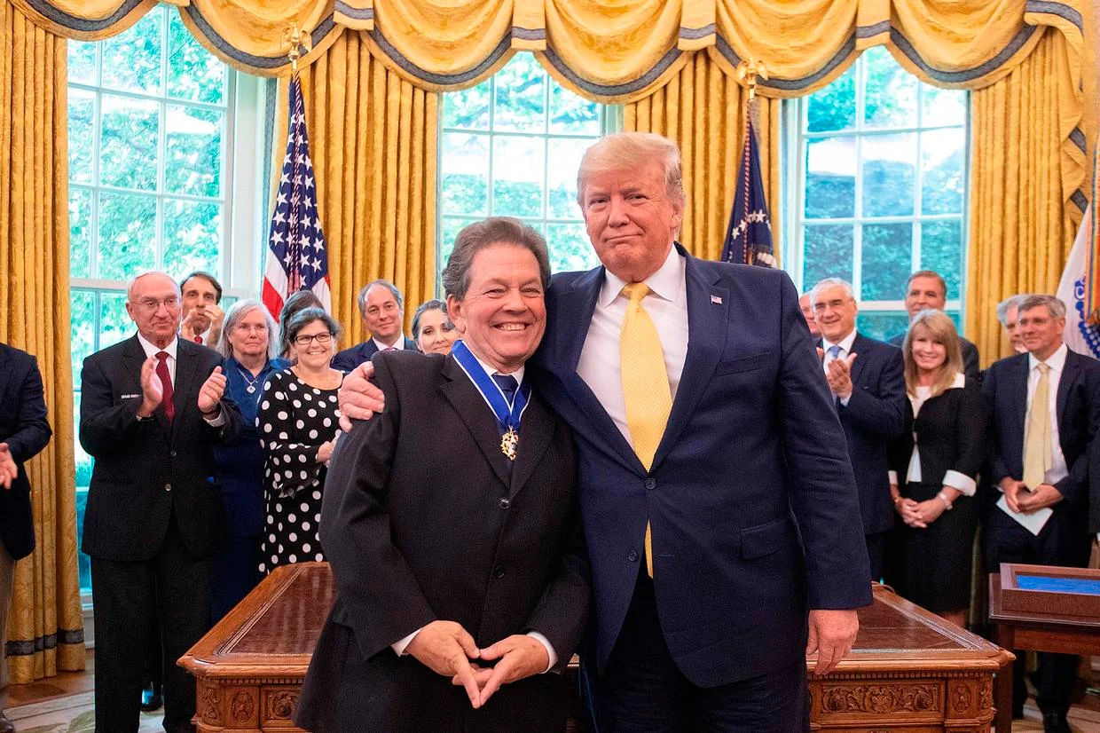 周德宇：再按西方经济学玩下去，美国制造业要输越南了