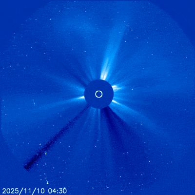 太阳日冕物质抛射过程。
