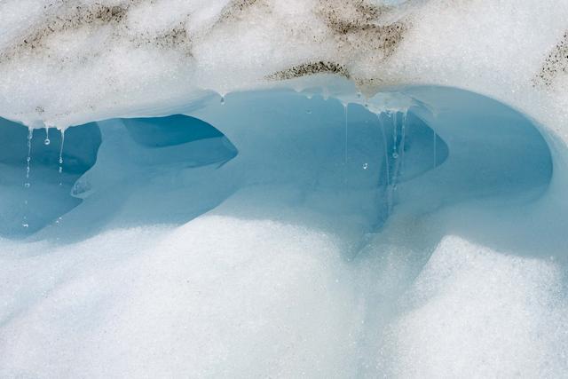 這是2024年3月24日拍攝的新西蘭南島西海岸?？怂贡ㄒ挥?。新華社發(fā)（楊柳攝）