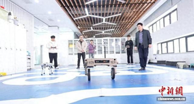海归创业者徐琳的“梦工场”：为机器铸“智脑”|徐琳_新浪财经_新浪网