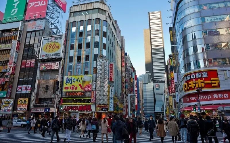 ▲日本内阁府公布三季度GDP，按年率计算下降1.8%。图/IC photo