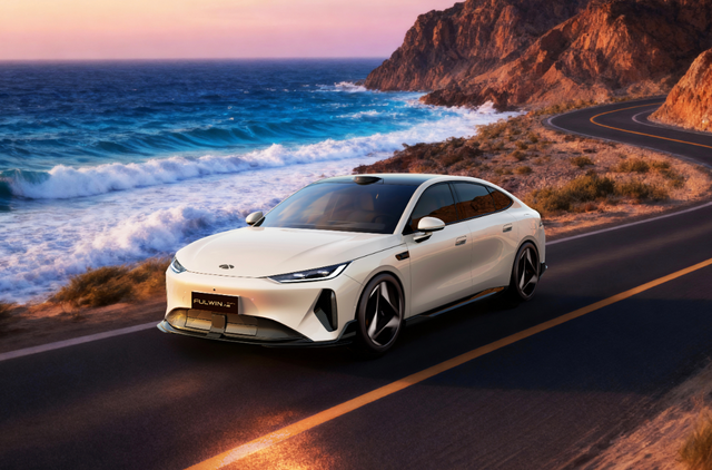 【新世代智美纯电轿跑风云A9】