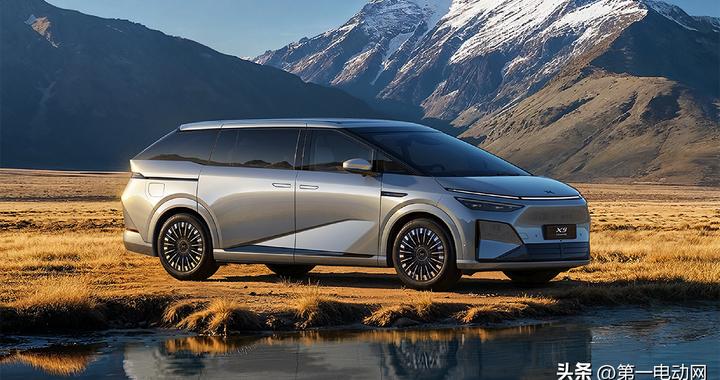 比纯电版便宜5万！小鹏X9增程，比大六座SUV更香吗？