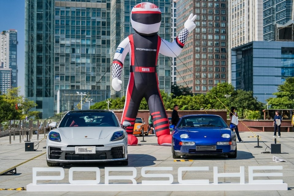 保时捷传奇经典车亮相广州，开启“1000 Miglia 行千里”嘉年华
