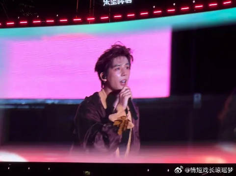 王安宇这样的顶男幸好是出道了 而不是成为了一个人 的男朋友|王安宇_新浪新闻