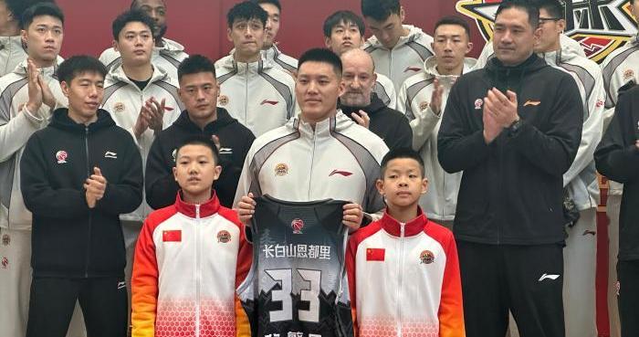 吉林男篮新赛季大换血 目标直指季后赛