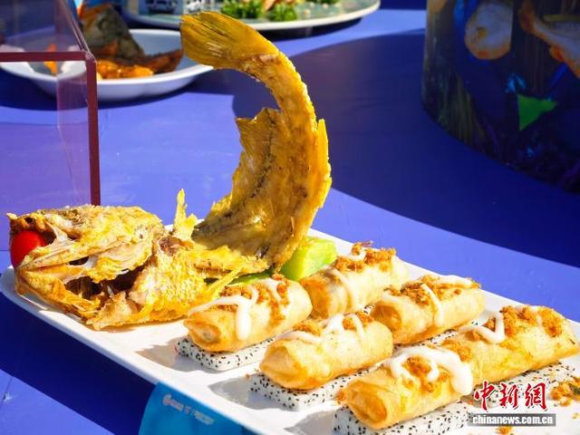 金丝黄鱼卷。吴允杰 摄