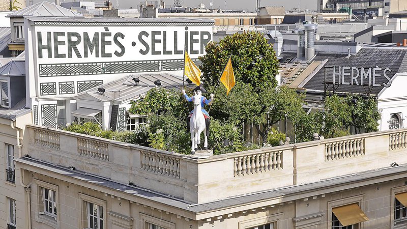 时尚情报丨爱马仕继承人被骗150亿，开云投资黄金品牌