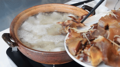 腊鸭粥。崇左市融媒体中心记者 许青霖 摄