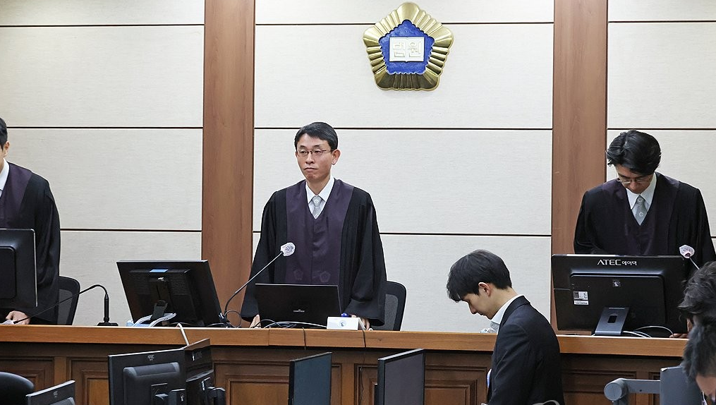 韩国特检组寻求法院判处金建希15年刑期