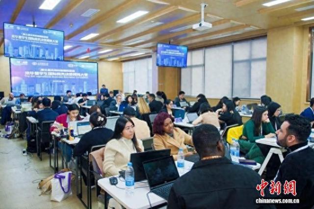 比赛现场。 上海财经大学供图