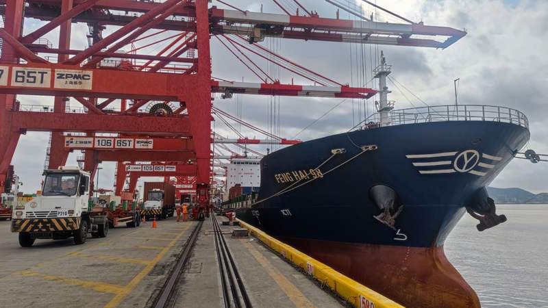 上海洋山港。上海边检洋山边检站供图