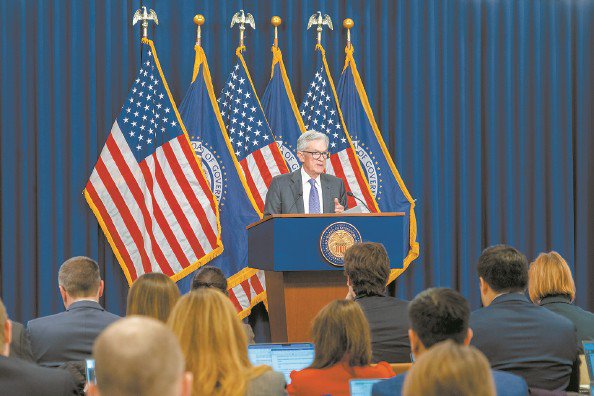 美联储主席鲍威尔召开记者会 图IC