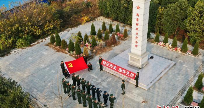 荆门武警走进红色基地 缅怀先烈坚定初心使命