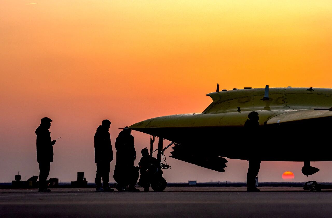 重大突破！彩虹-7高空高速隐身无人机成功首飞