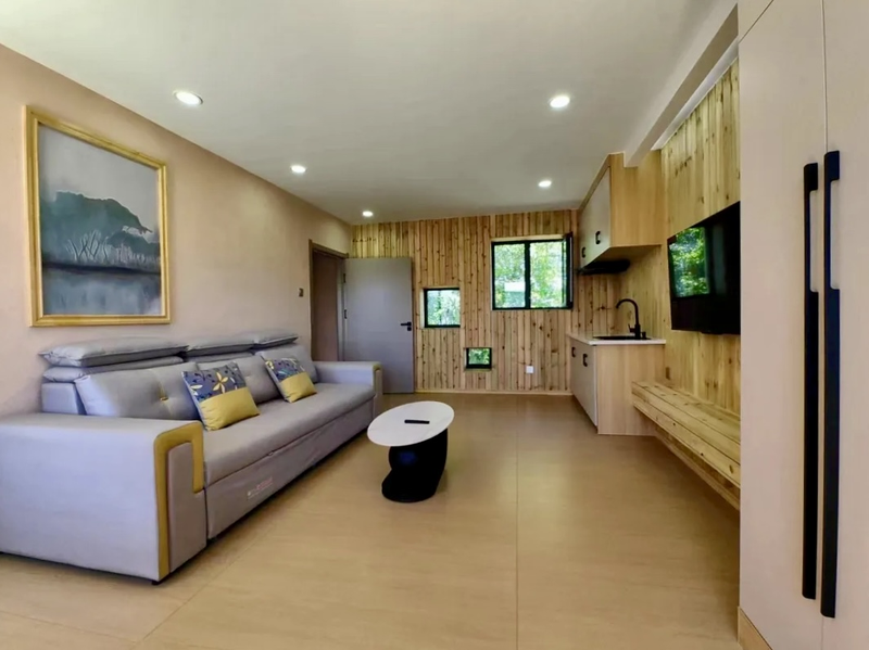 完成改造后，今年溪水森林公园沐浴乡风民宿投入运营。受访者供图