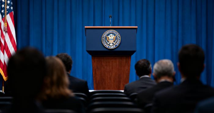 分歧还将延续！美联储明年迎新主席，却难迎“降息坦途”