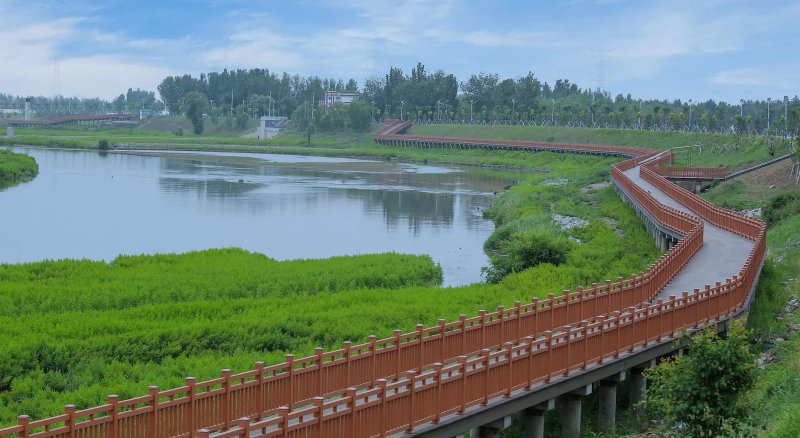 汾河沿岸的步道。 韩建武摄