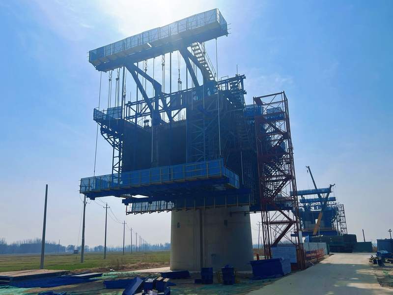 文水钢模在桥梁建设上的应用。受访者供图