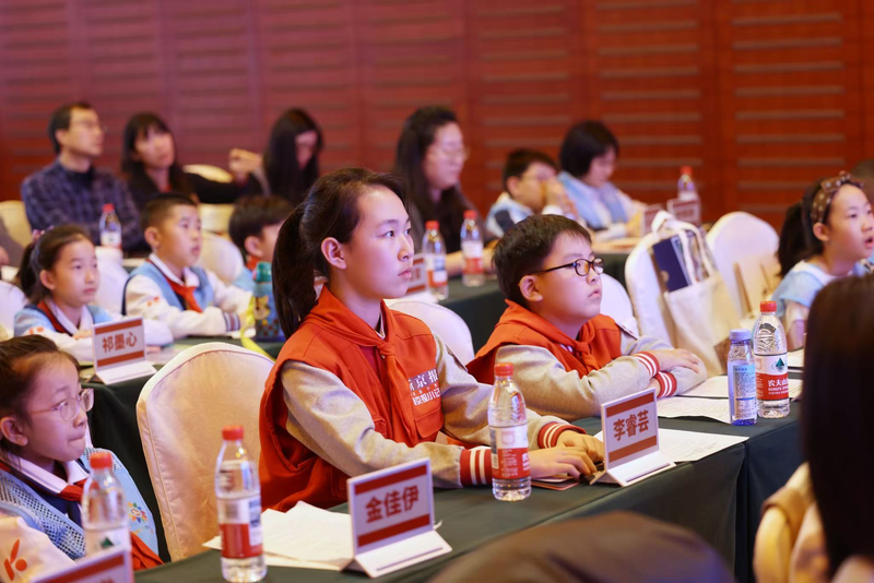 新京报小记者们参与儿童友好交流座谈会。 新京报记者王贵彬 摄