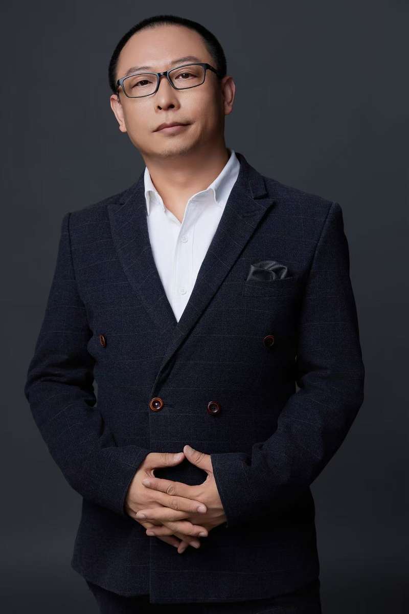 在魏风华看来，他在创作时，历史、人文和民俗的这一部分一定要尽量夯实。