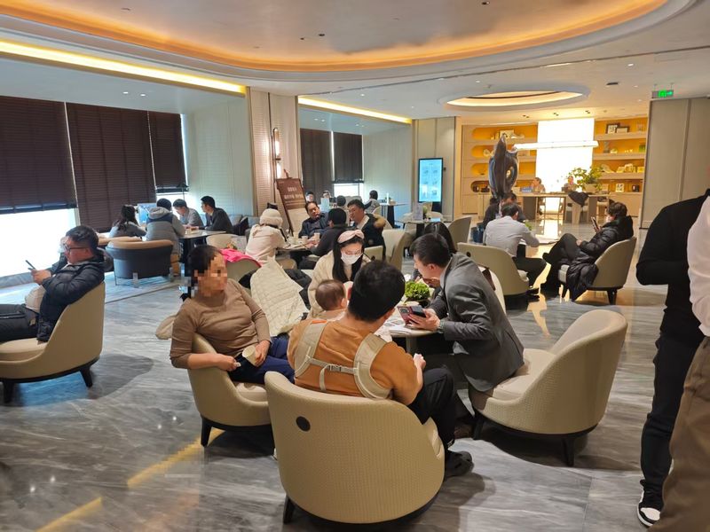 北京新政首周末直击：有新盘到访量增三成，二手房咨询带看量齐升