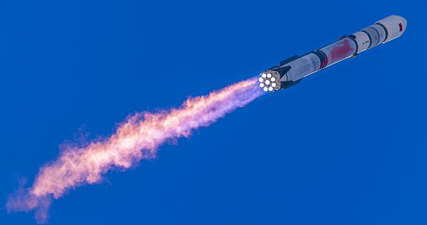 “中国蓝箭航天，挑战马斯克”