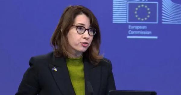 解放军绕台军演，欧盟跳出来了