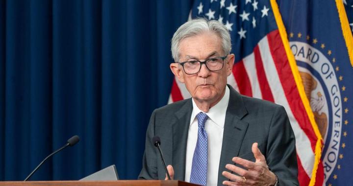 特朗普称1月公布美联储主席人选 再次威胁起诉鲍威尔