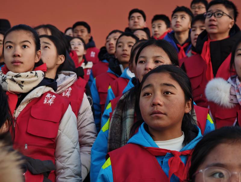 1月1日，60名京藏学子一起在天安门观看升旗仪式。北京教育融媒体中心供图