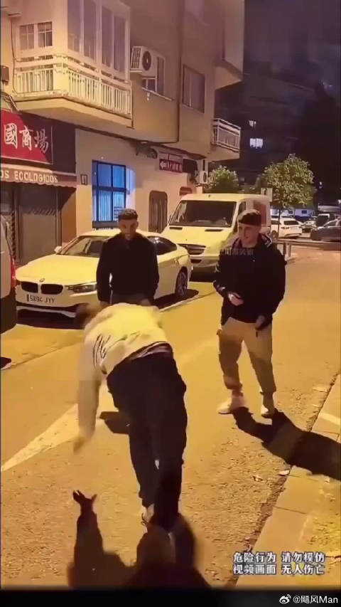 安全<em>气囊</em>都快要爆了