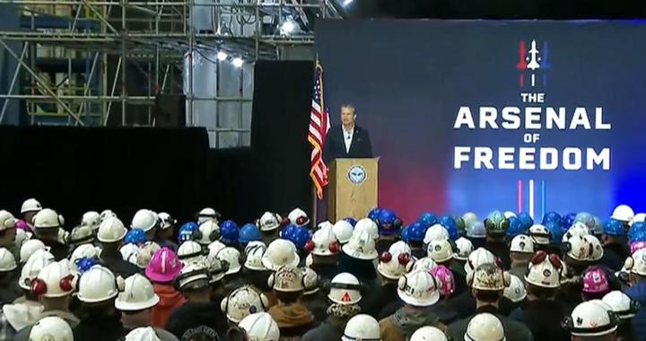 美防长：我们忙着当世界警察，看看中国在干啥