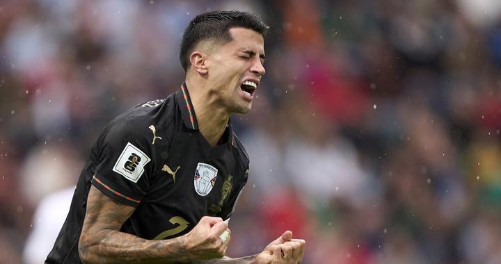 体坛联播｜坎塞洛租借加盟巴萨，格瓦迪奥尔右腿胫骨骨折