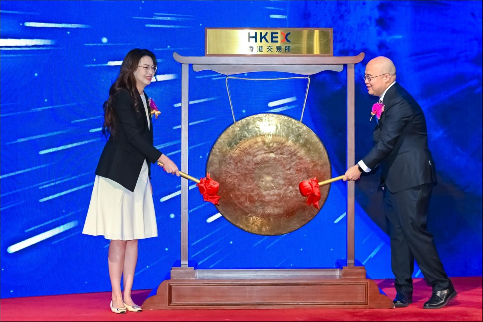 MiniMax盘中一度涨超80%，历史上IPO规模最大的AI大模型公司诞生，引爆港股市场