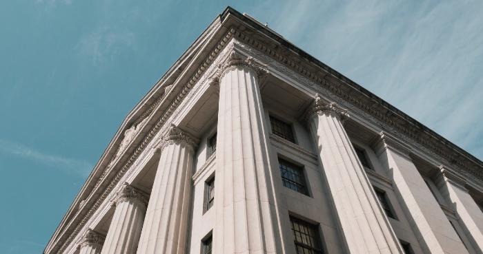 美联储主席候选人里德尔发声：支持降息至3%