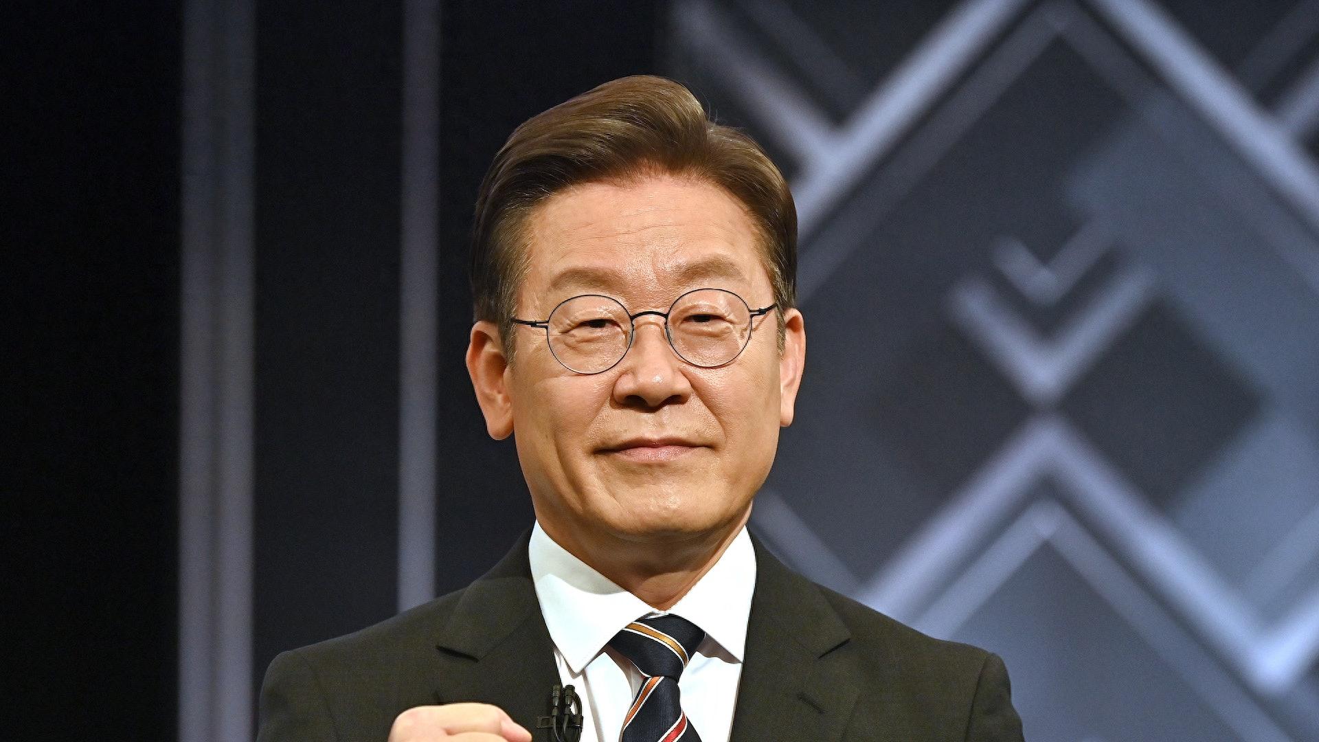 李在明出发日本前一天，向高市早苗发出警告，见面不要跟他提中国