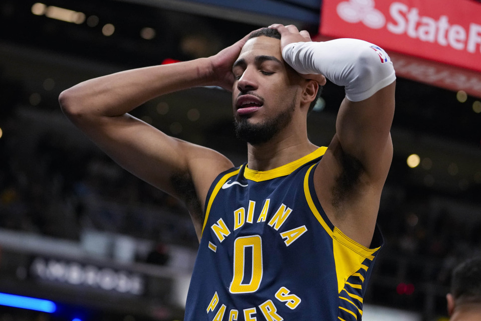 步行者本赛季41战已输掉32场,追平上赛季常规赛输球场次|NBA常规赛|多伦多猛龙队|印第安纳步行者队|nba|赛程_新浪体育_新浪新闻