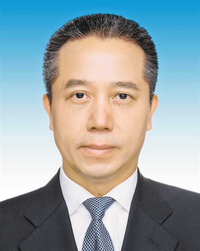 唐方裕任中央政策研究室主任