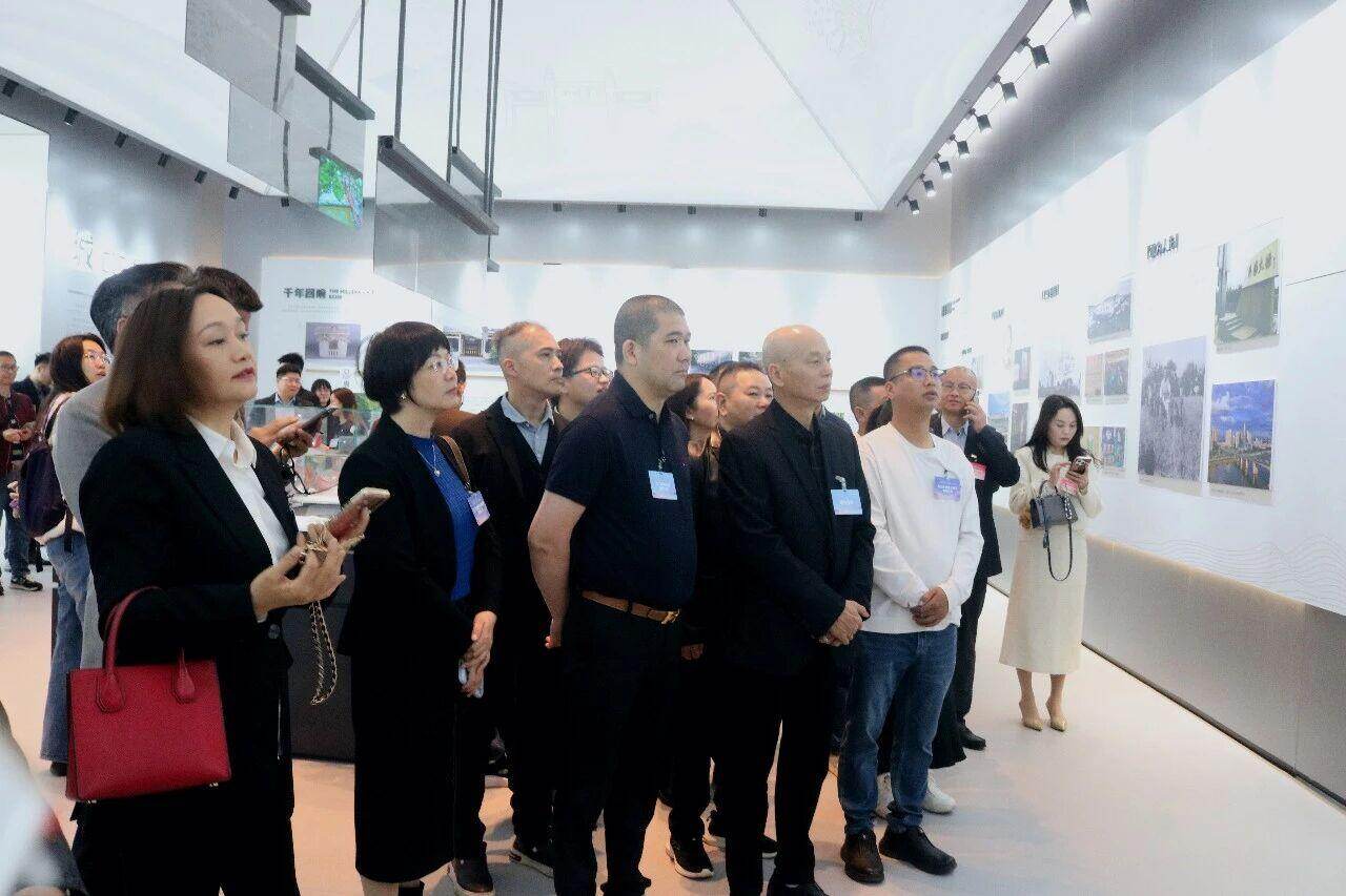江门江海：25个重大产业项目集中签约动工投产 总投资超130亿元_新浪新闻