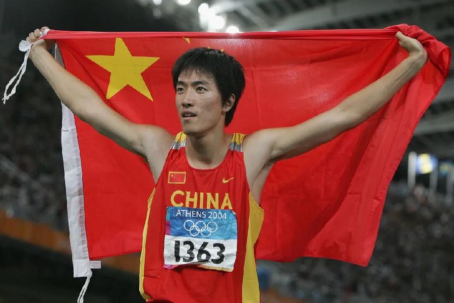 刘翔回应“移民美国”:中国人,爱中国,记住了!|田径|奥运会|中国国家田径队|科林-杰克逊|奥运会决赛_新浪新闻