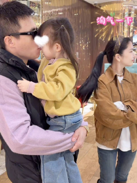 杜淳4岁女儿又高又白