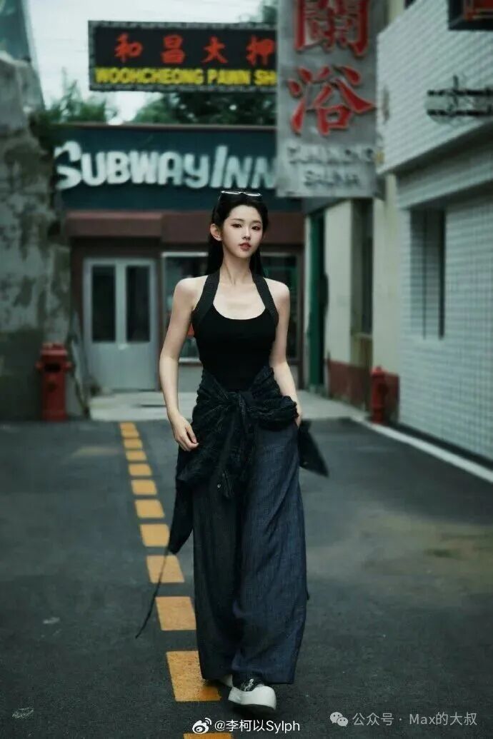 李柯以 写真