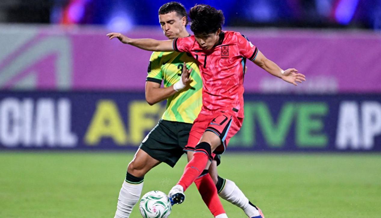 随着韩国2-1绝杀，东亚包揽亚洲杯四强！半决赛对阵：中国VS越南