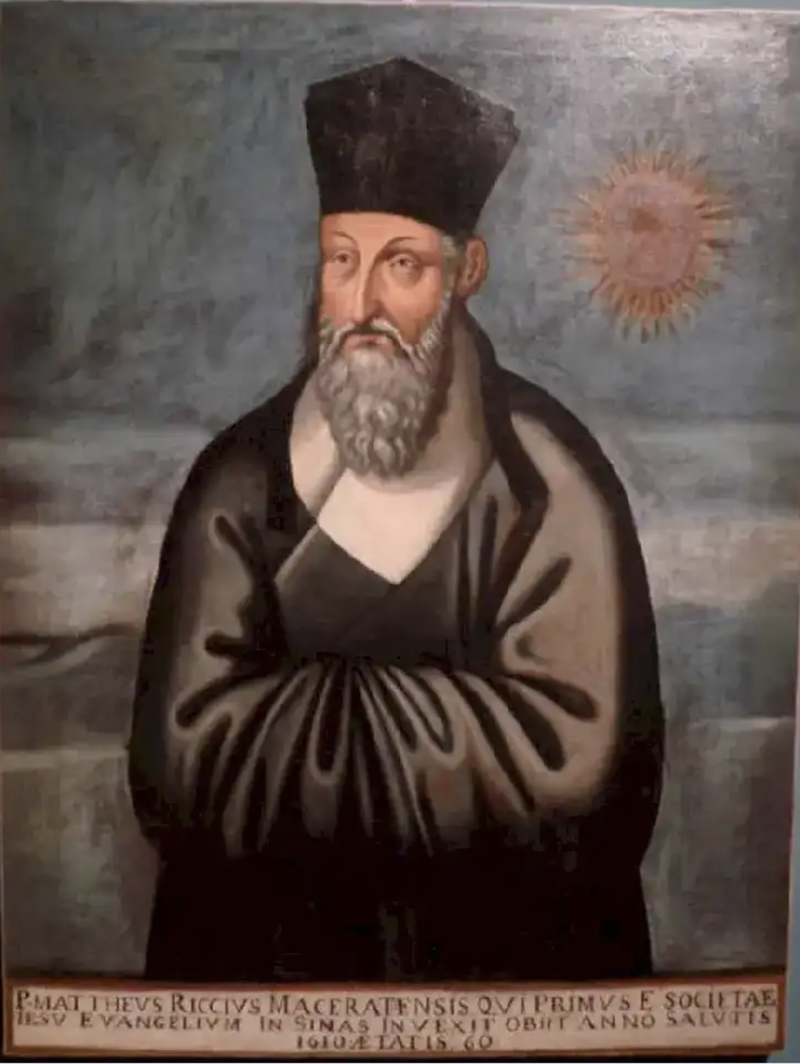 利玛窦像。