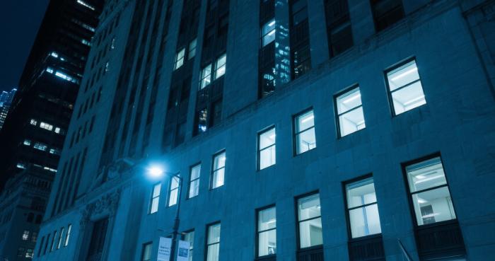 对冲基金大佬警告：若美联储成“傀儡”，美国将面临史诗级惩