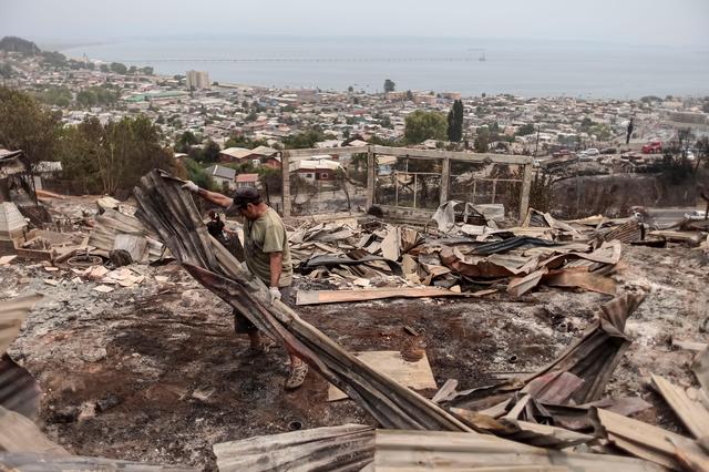 图片：新华社发