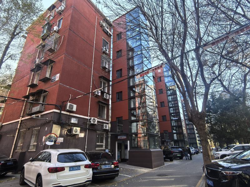 海淀区知春里西社区老楼加装电梯。受访者供图